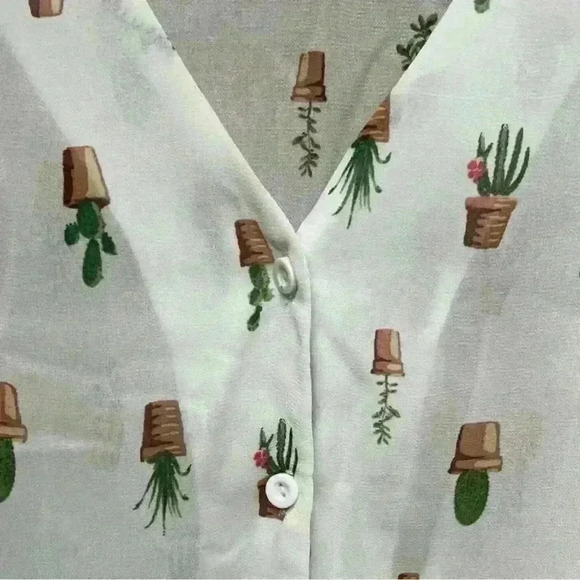 Forever 21 • Sheer Chiffon White Cactus Print Pattern Crop Top Tie Front Medium - Picture 4 of 6